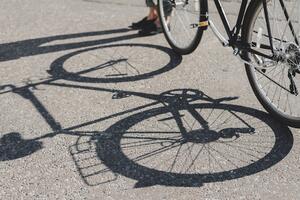 Fahrrad mit Schatten